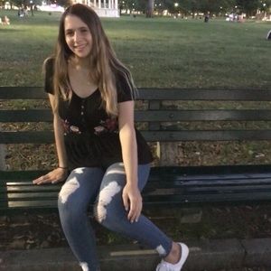 Meet your Posher, Kara